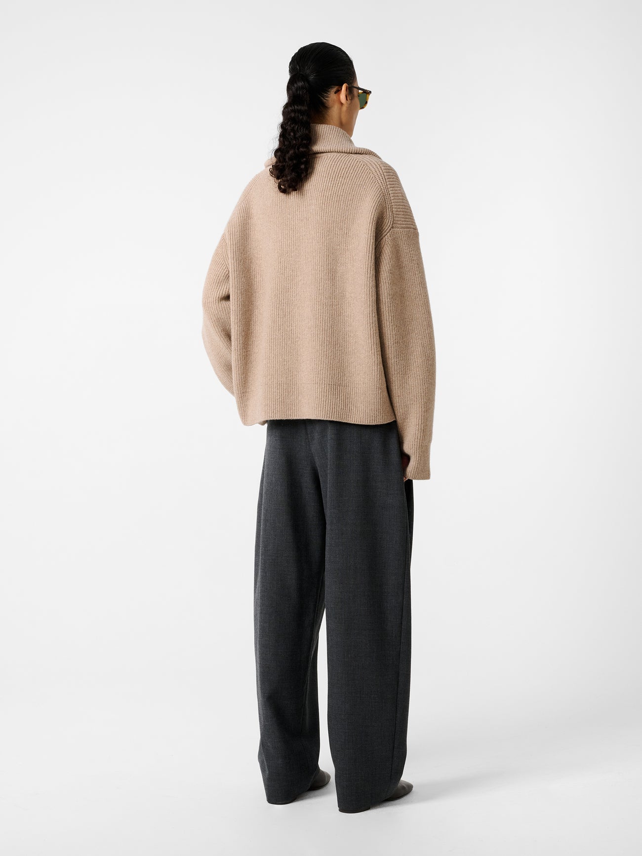Sandos Knit in Oatmeal by Studio Nicholson
