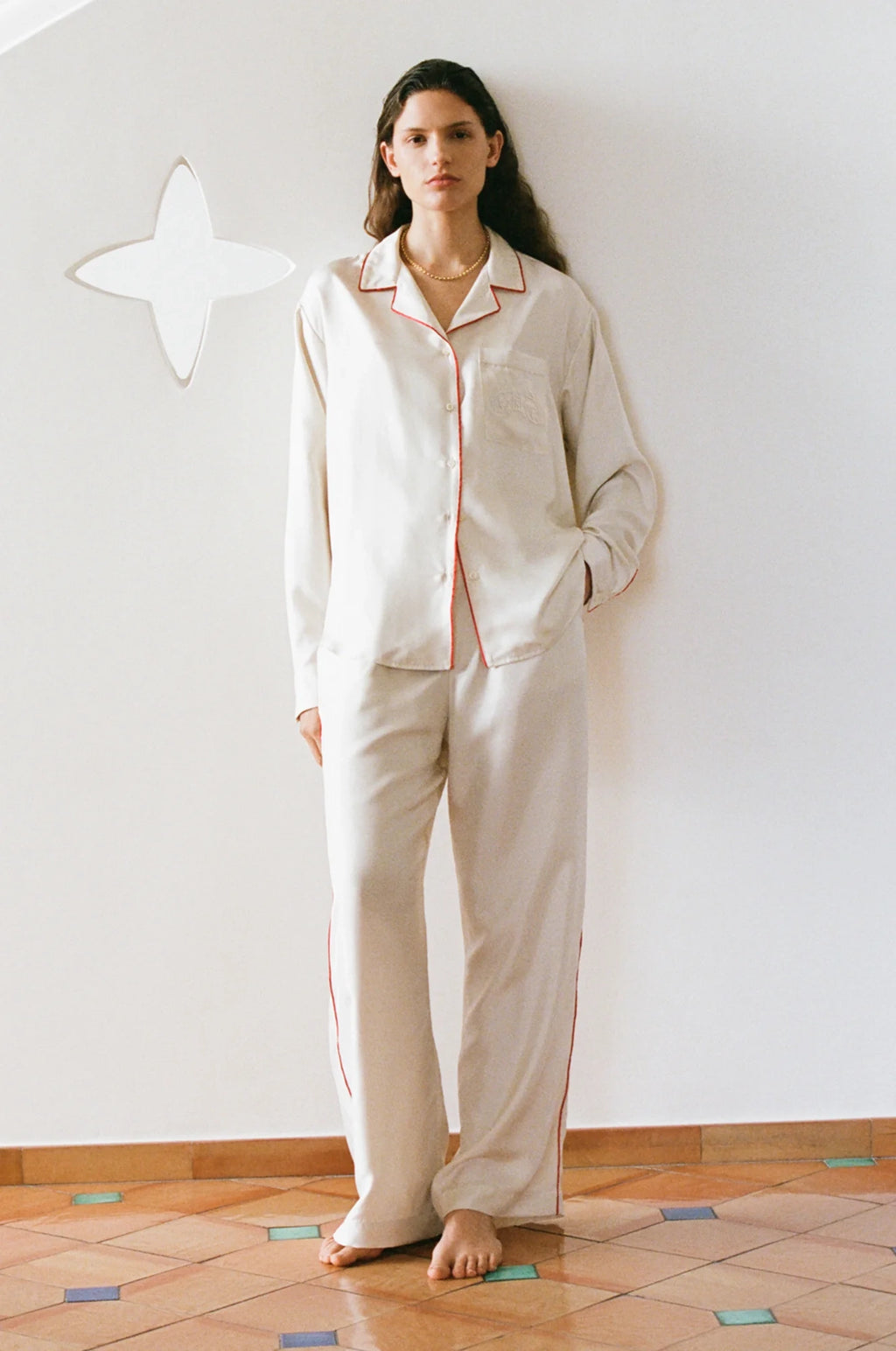 Notched Collar Shirt Piped Silk Twill in Champagne by Comme Si