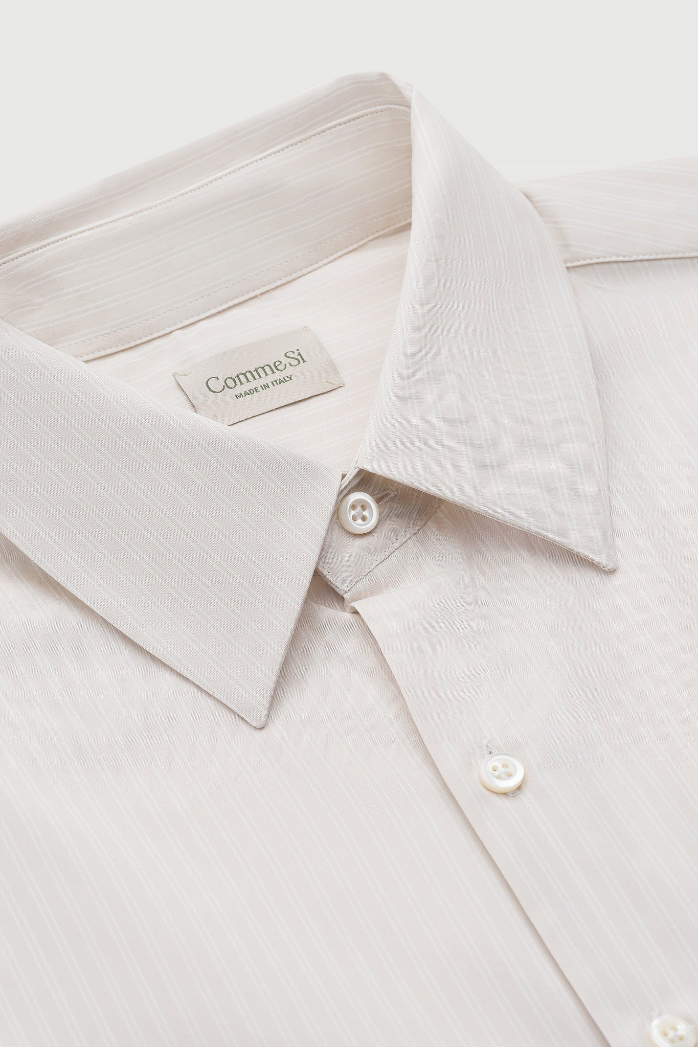 La Shirt Classica in Alabaster Stripe